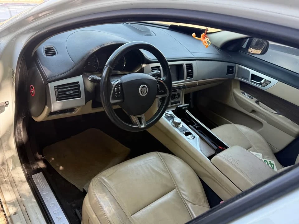 2013 Jaguar X250 XFR - Image 6 of 8