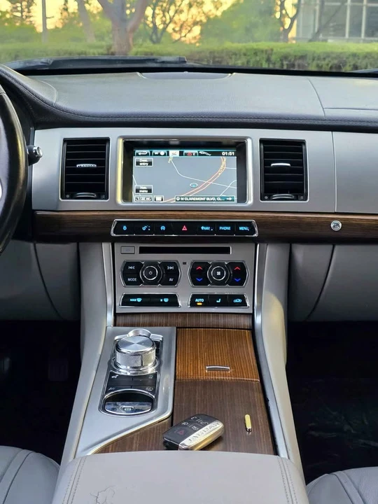 2013 Jaguar X250 XF - Image 14 of 20