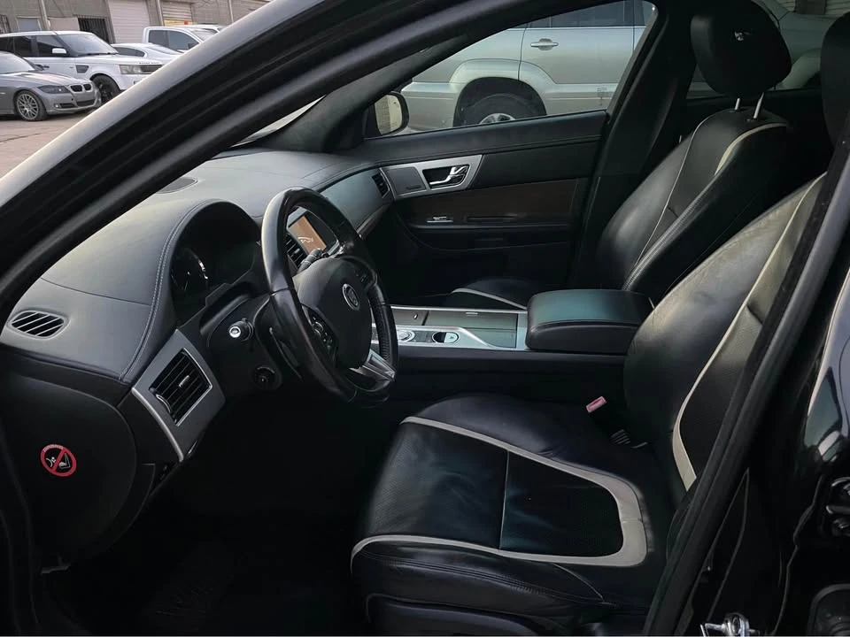 2013 Jaguar X250 XFR - Image 5 of 12