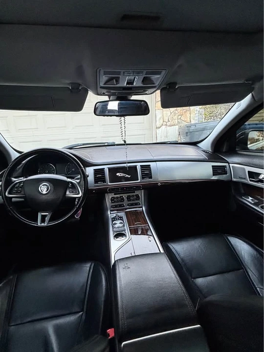 2013 Jaguar X250 XFR - Image 2 of 11