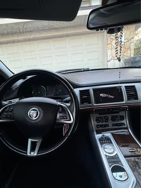 2013 Jaguar X250 XFR - Image 2 of 11