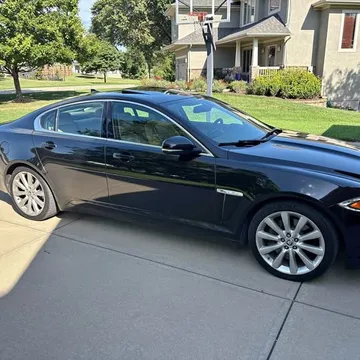 2013 Jaguar XF Supercharged Sedan 4D