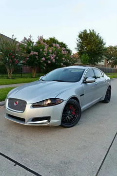 2013 Jaguar XF Supercharged Sedan 4D