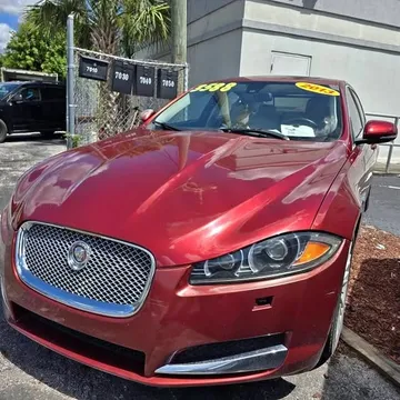 2013 Jaguar XF XF 20d Sedan 4D