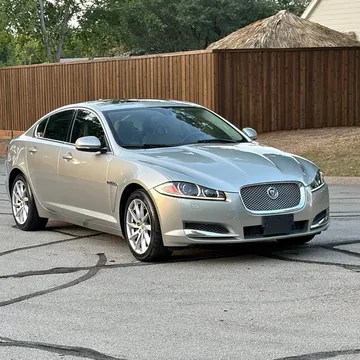 2013 Jaguar XF XF 25t Sedan 4D