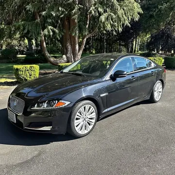 2013 Jaguar XF 30t Premium Sedan