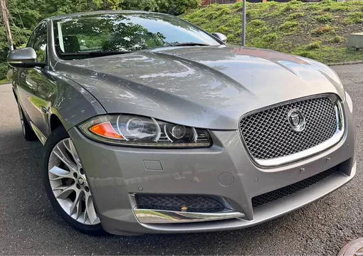 2013 Jaguar XF XF