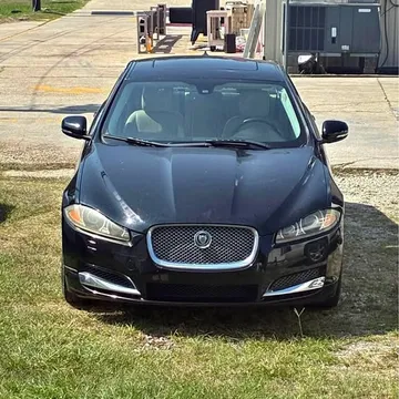 2013 Jaguar XF XF Sedan 4D