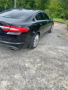 2013 Jaguar XF XF Sedan 4D