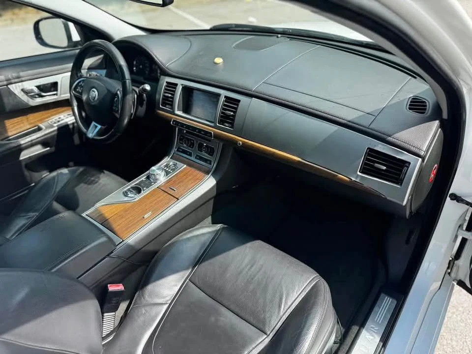 2013 Jaguar X250 XF - Image 15 of 16