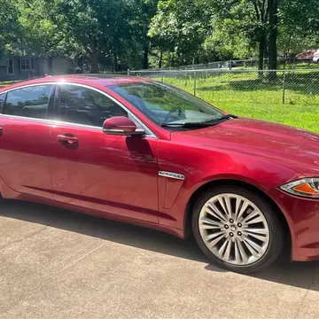 2013 Jaguar XF XF Supercharged Sedan 4D