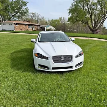 2013 Jaguar XF Supercharged Sedan 4D