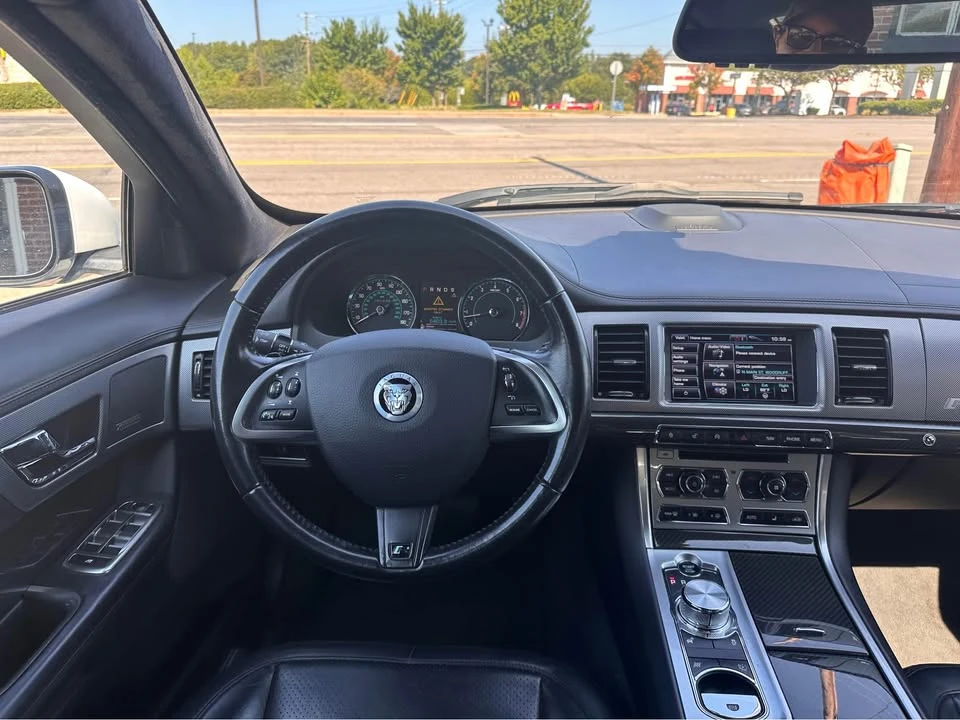 2013 Jaguar X250 XFR - Image 8 of 20