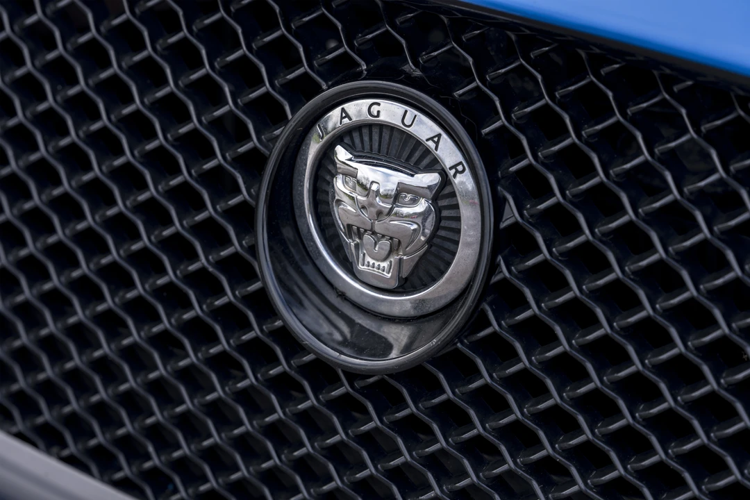 2013 Jaguar X250 XFR - Image 13 of 31