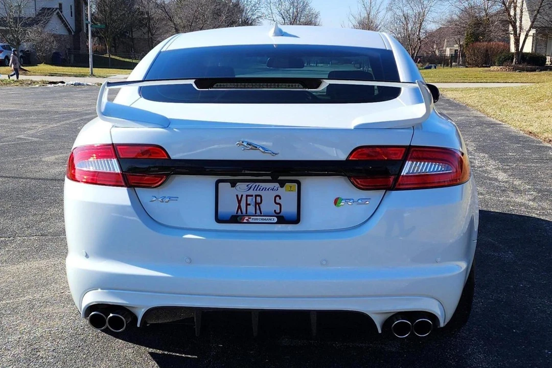 2013 Jaguar X250 XFR - Image 9 of 31
