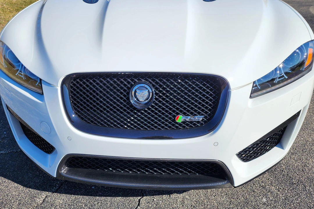 2013 Jaguar X250 XFR - Image 14 of 31