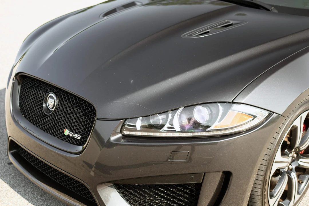 2013 Jaguar X250 XFR - Image 9 of 31