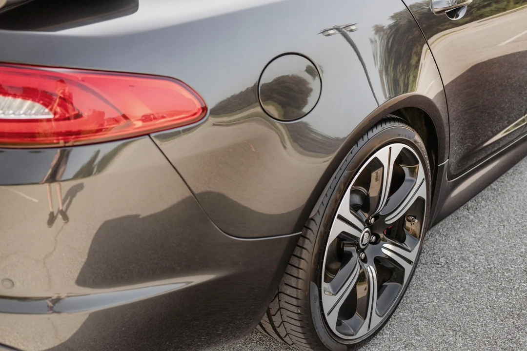 2013 Jaguar X250 XFR - Image 17 of 31