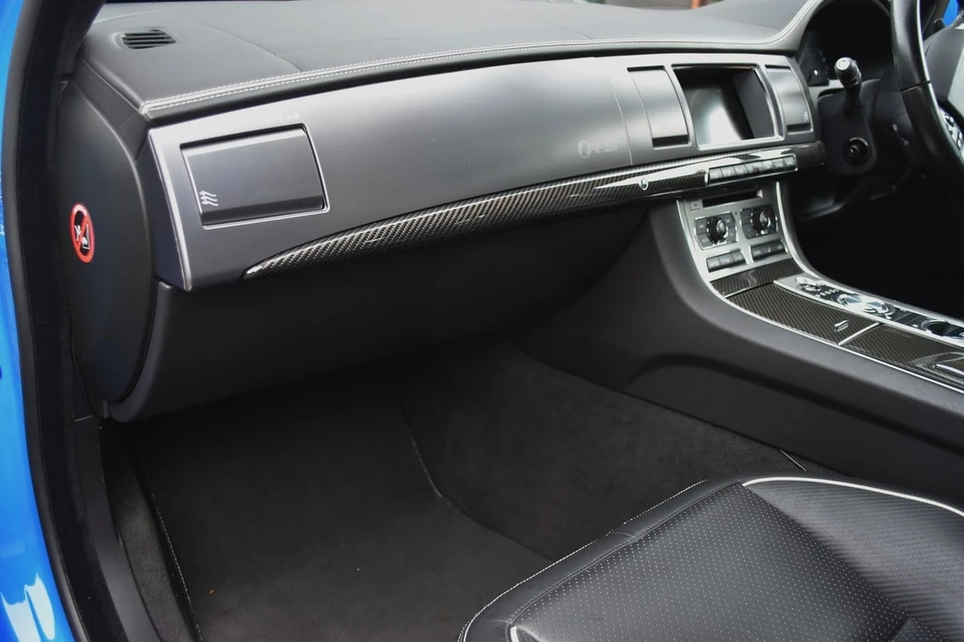 2013 Jaguar X250 XFR - Image 10 of 30
