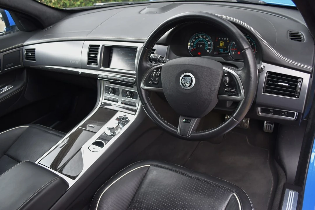 2013 Jaguar X250 XFR - Image 8 of 30