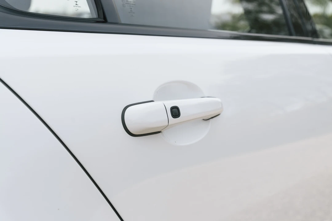 2013 Jaguar X250 XFR - Image 29 of 31