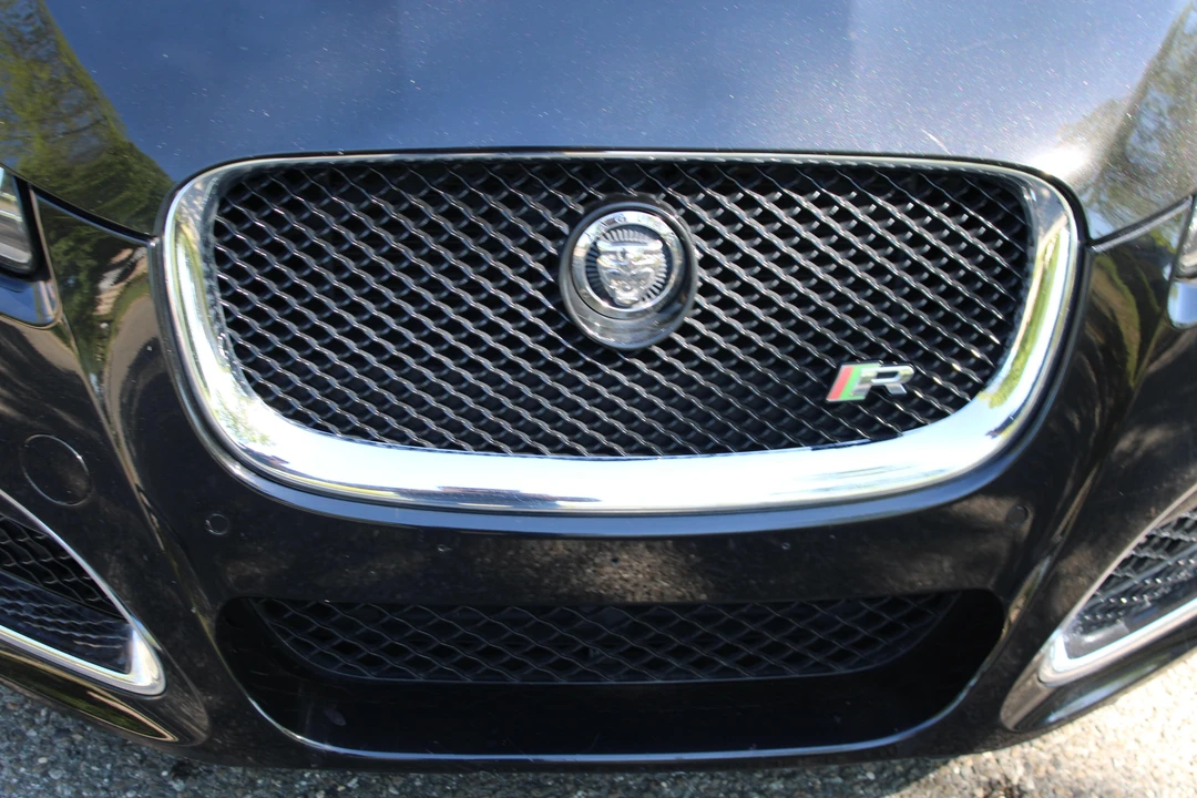 2013 Jaguar X250 XFR - Image 29 of 31