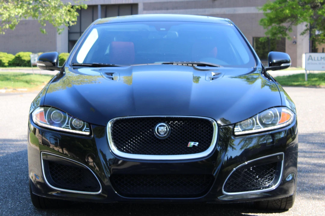2013 Jaguar X250 XFR - Image 2 of 31