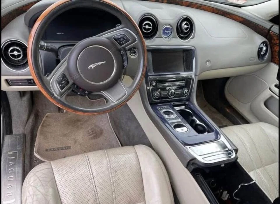 2013 Jaguar X351 XJ - Image 8 of 9