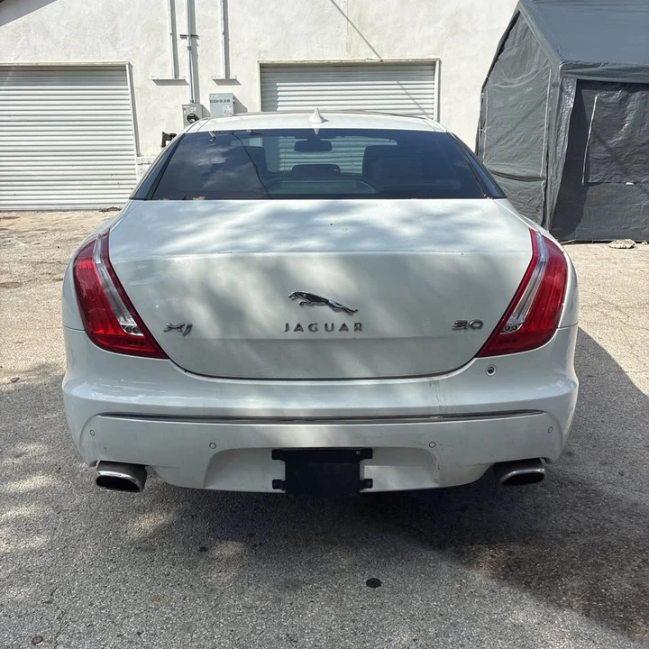 2013 Jaguar X351 XJ - Image 4 of 17