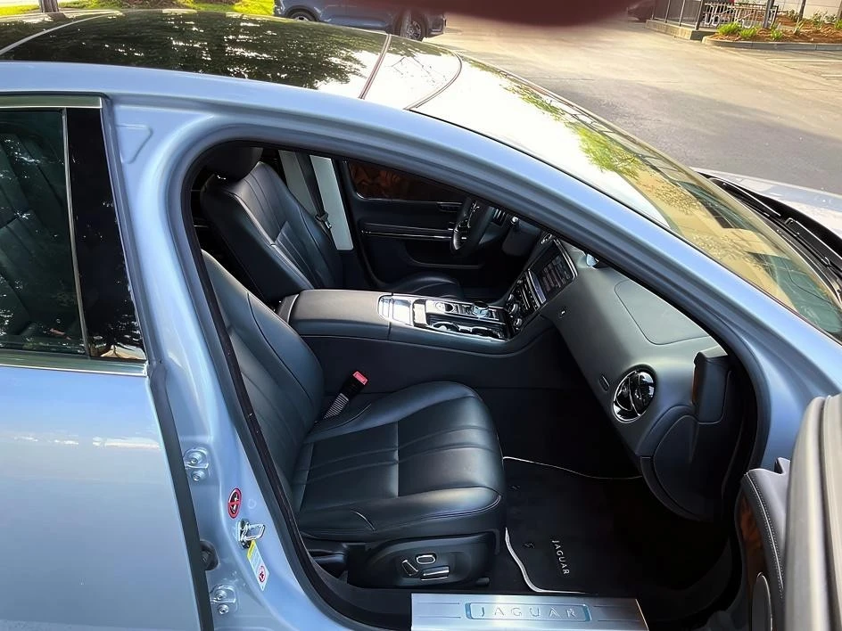 2013 Jaguar X351 XJ - Image 11 of 17