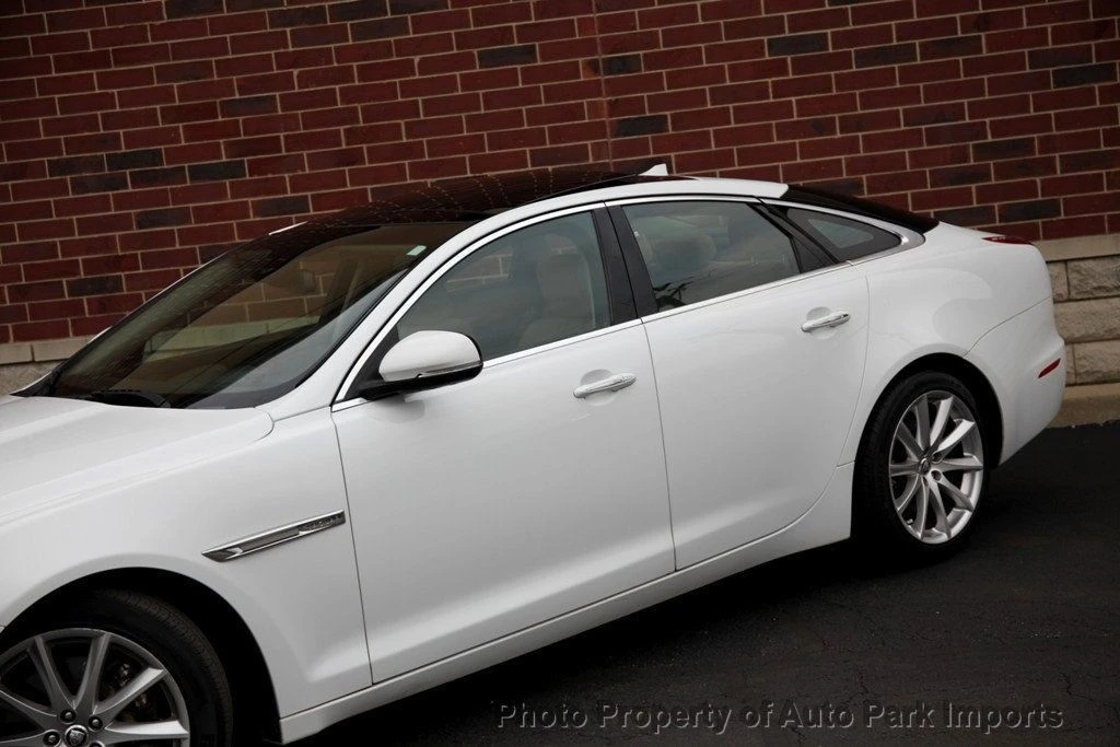 2013 Jaguar XJ Series 4 - Image 5 of 12