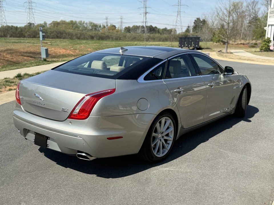 2013 Jaguar X351 XJ - Image 7 of 31