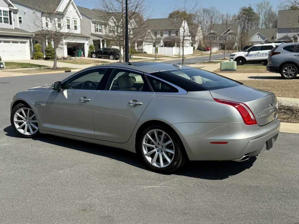2013 Jaguar X351 XJ - Image 10 of 31