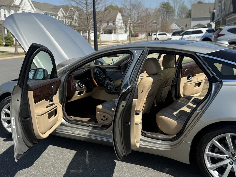 2013 Jaguar X351 XJ - Image 17 of 31