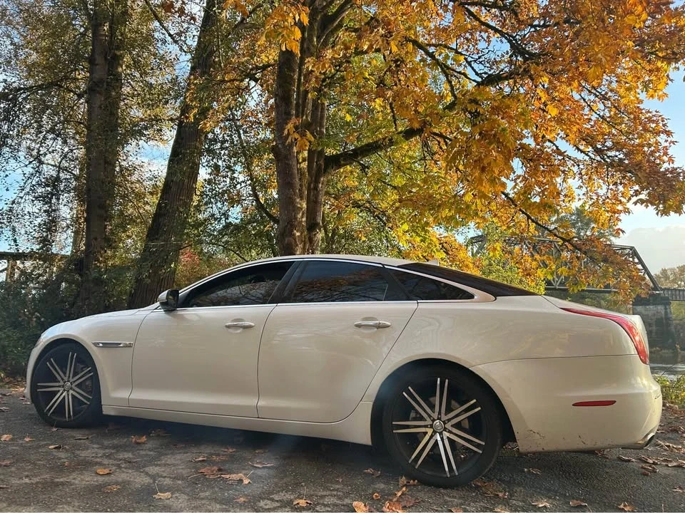 2013 Jaguar X351 XJ - Image 8 of 16