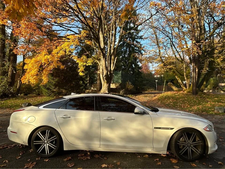 2013 Jaguar X351 XJ - Image 9 of 16