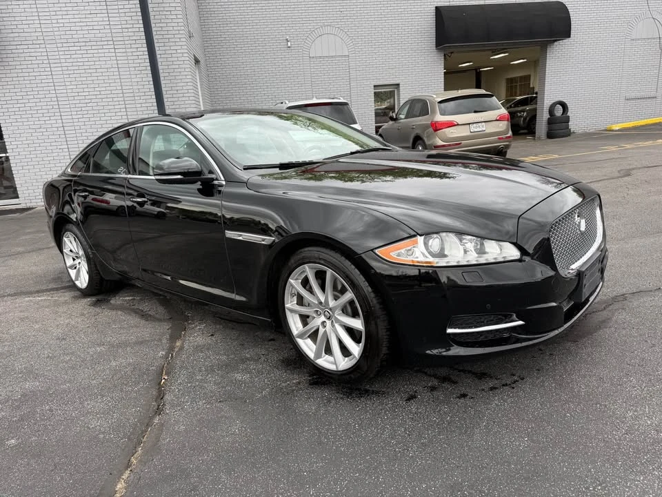 2013 Jaguar X351 XJ - Image 4 of 12