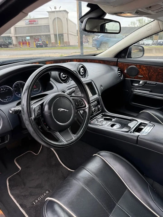2013 Jaguar X351 XJ - Image 11 of 12