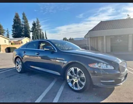 2013 Jaguar XJ Collection Sedan