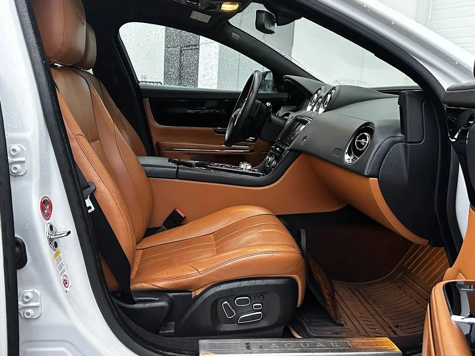 2013 Jaguar X351 XJ - Image 17 of 19
