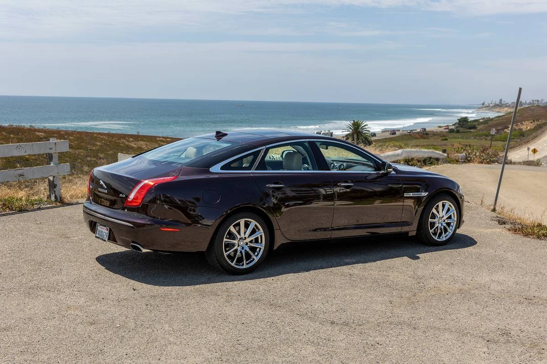 2013 Jaguar X351 XJ - Image 5 of 18