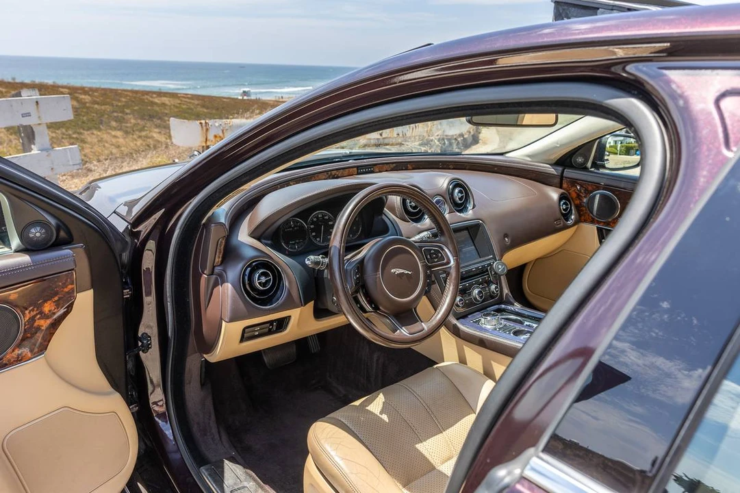 2013 Jaguar X351 XJ - Image 9 of 18