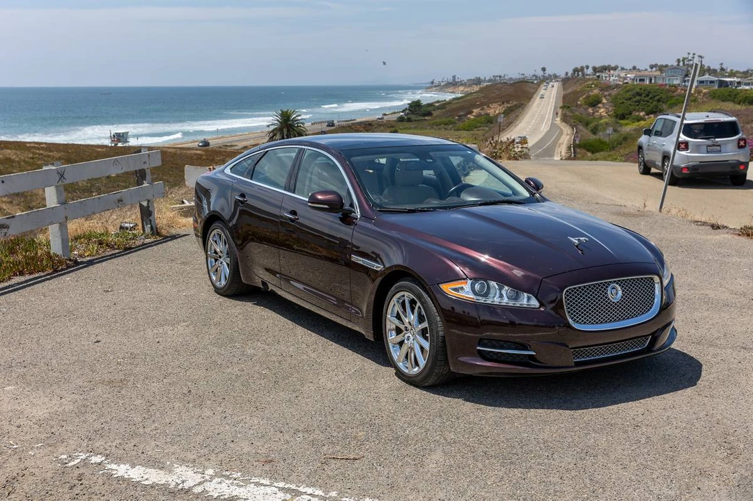 2013 Jaguar X351 XJ - Image 3 of 18