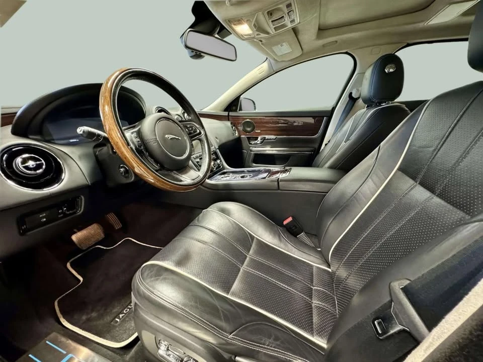 2013 Jaguar X351 XJ - Image 10 of 14