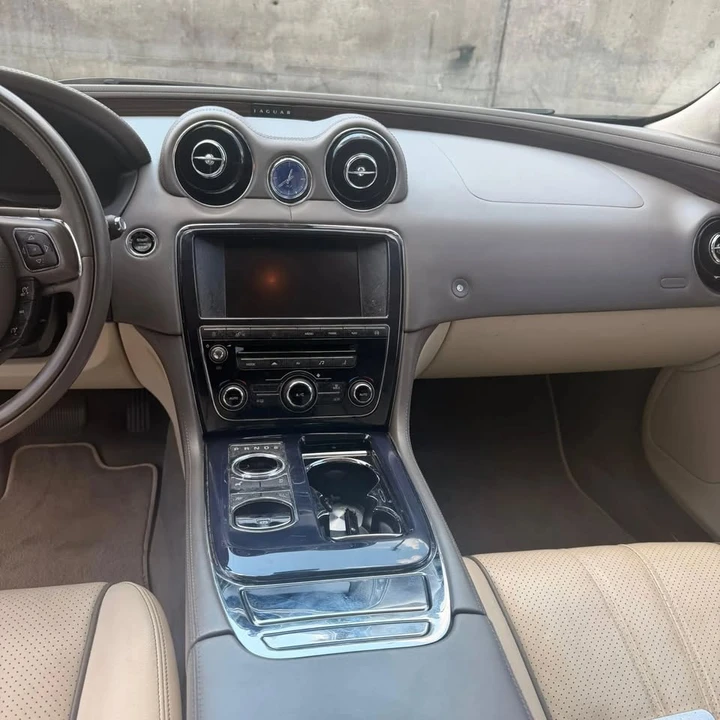 2013 Jaguar X351 XJ - Image 14 of 15