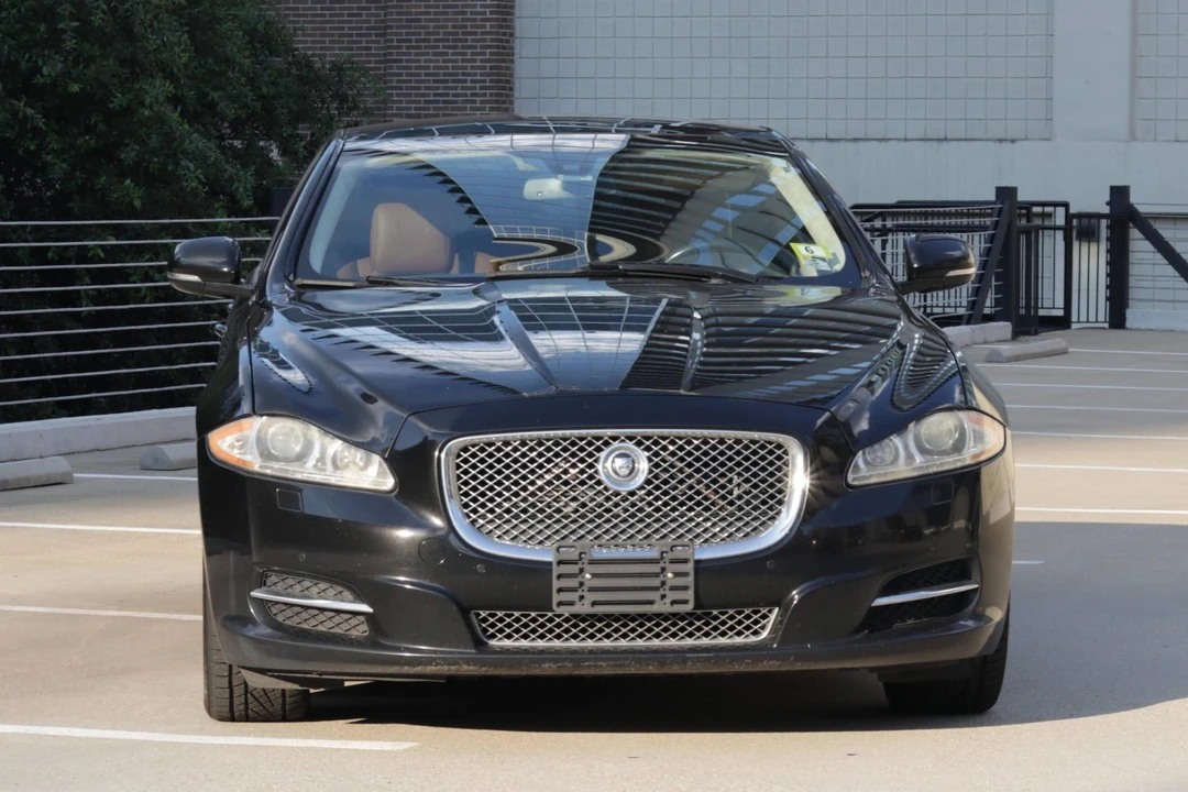 2013 Jaguar X351 XJ - Image 2 of 31