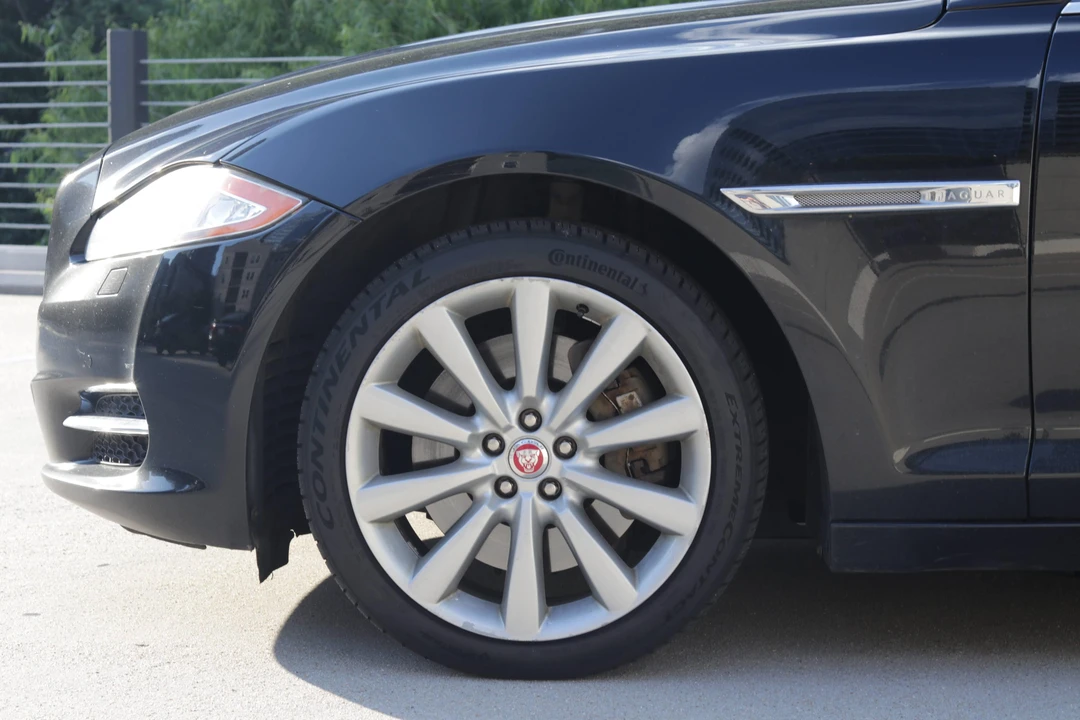 2013 Jaguar X351 XJ - Image 22 of 31