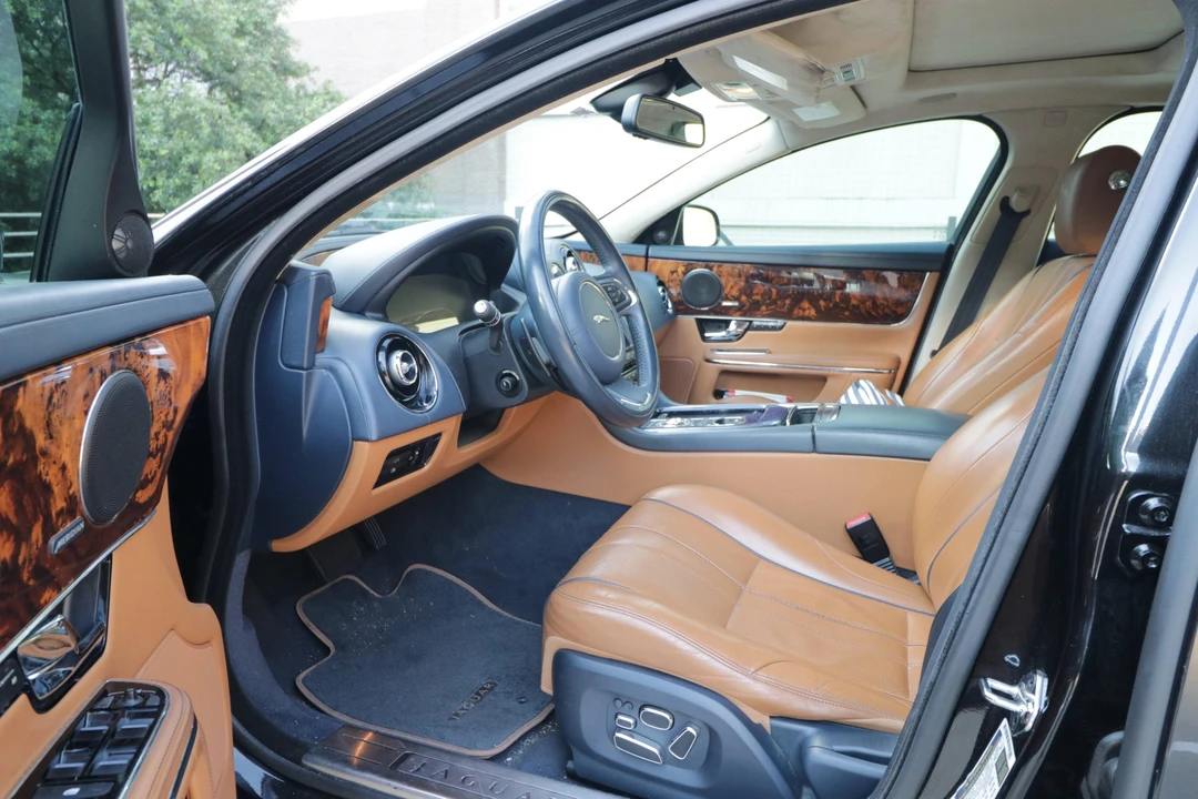 2013 Jaguar X351 XJ - Image 31 of 31