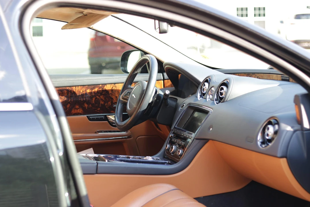 2013 Jaguar X351 XJ - Image 30 of 31