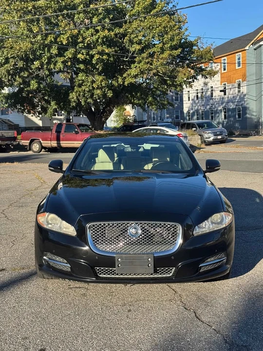 2013 Jaguar X351 XJ - Image 2 of 13